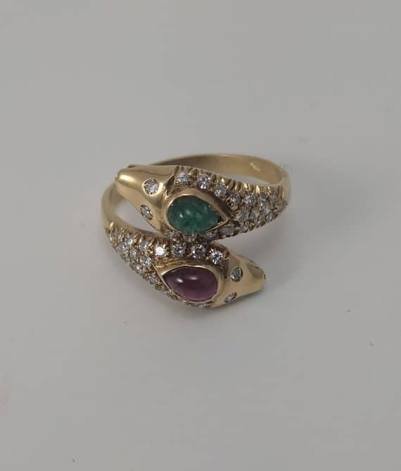 Anello contrarie di serpenti